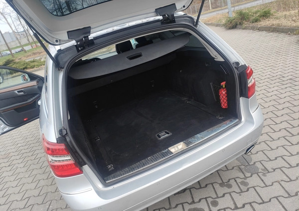 Mercedes-Benz Klasa E cena 40900 przebieg: 268000, rok produkcji 2010 z Bytom małe 172